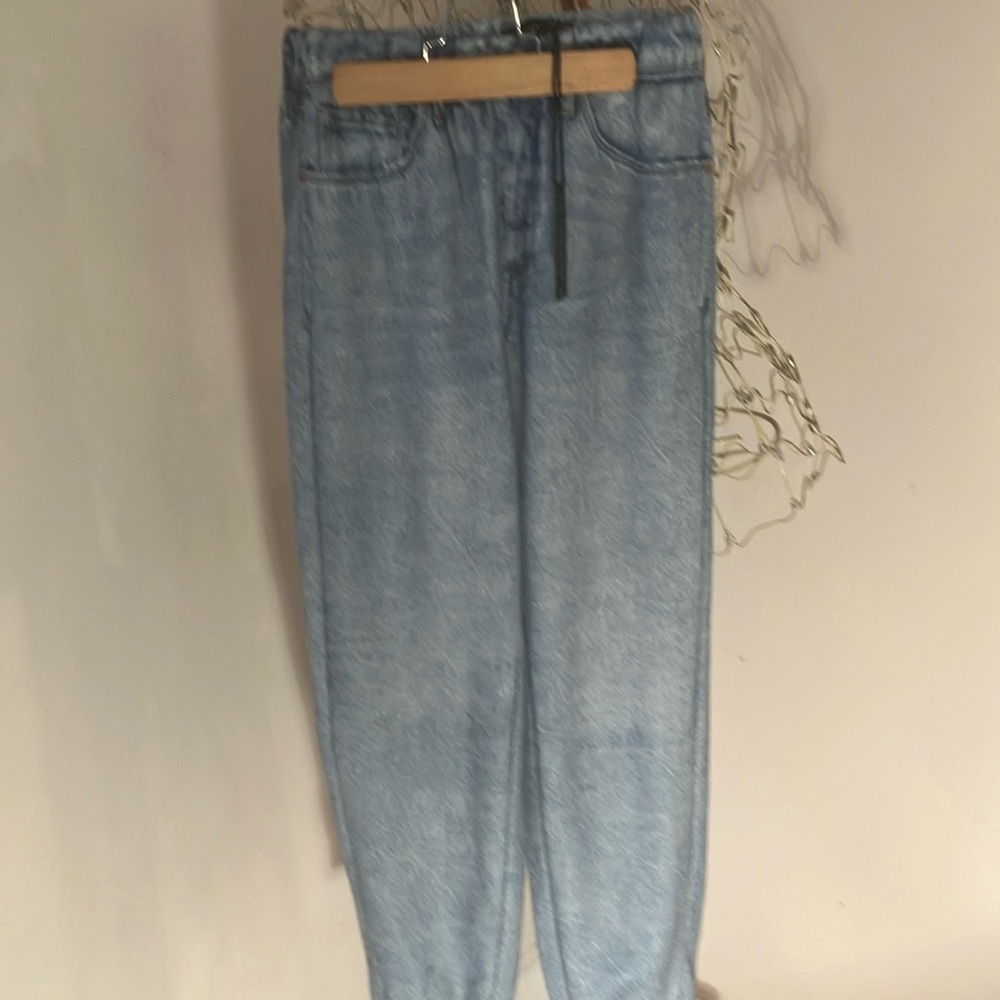 Woman's x small blank sweatpants new with style tag